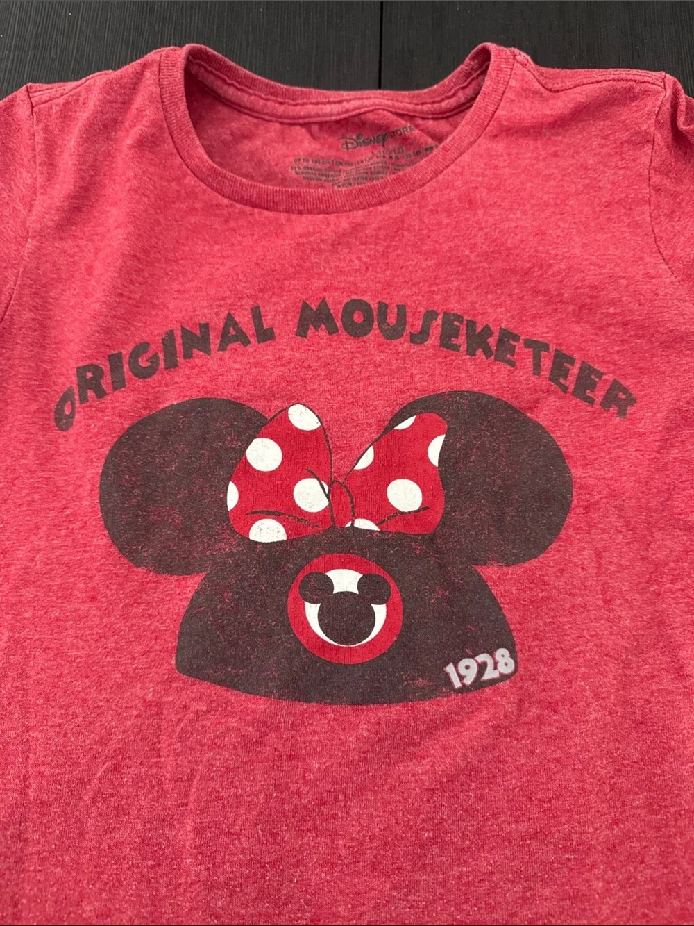 Disney Store Minnie Mouse Original Mouseketeer 1928 Red Graphic Tee L 10/12
